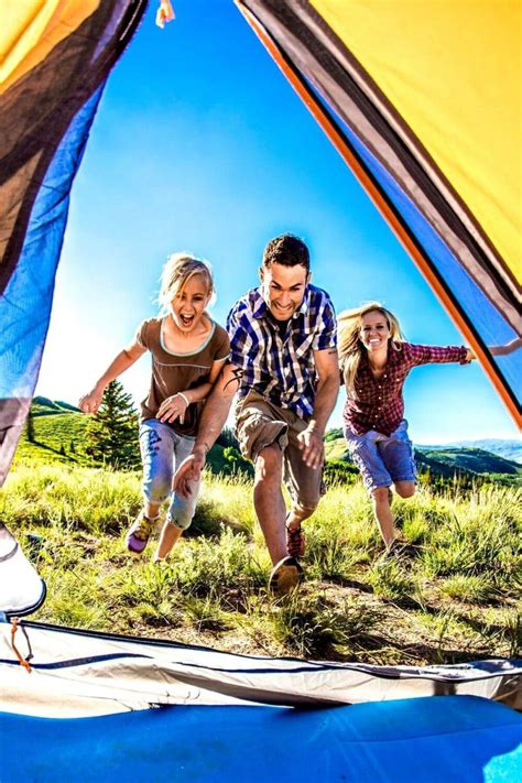 10 Fun Camping Games For Families (That Don't Require Any Equipment)