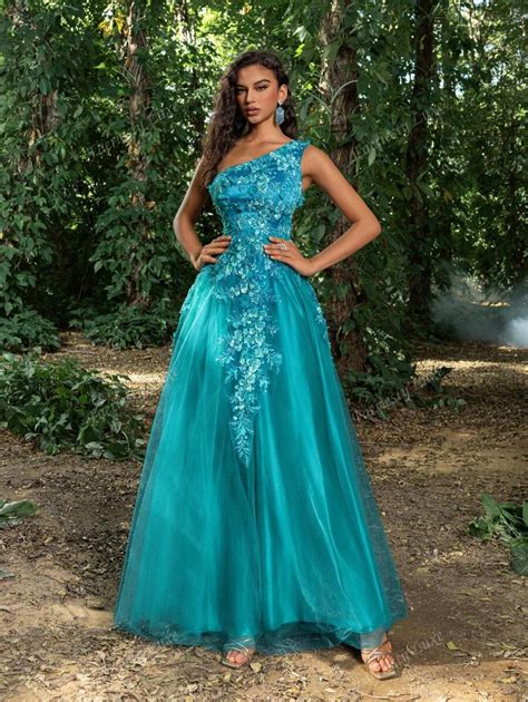 Elegante Abendkleider für Frauen, perfekt für Hochzeitsgäste ...