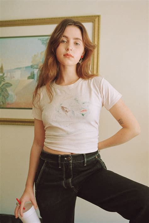 Clairo Releases New Track 