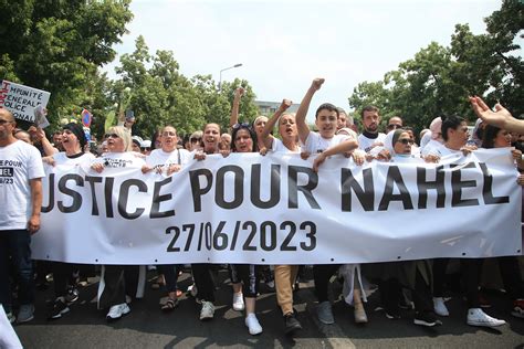 Obsèques de Nahel : l’heure est au recueillement à Nanterre - Elle