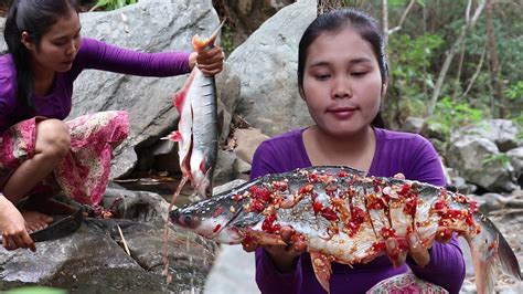 Cooking Fish Eat for Survival in the wild - Grilled Fish & Eat delicious# 116