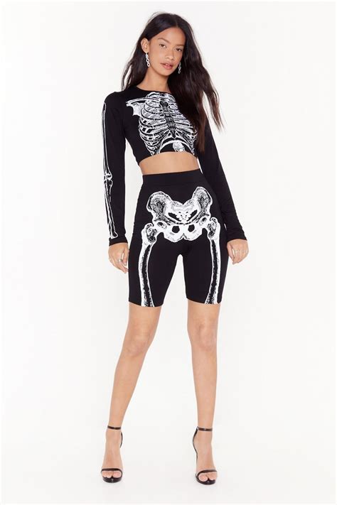 Ensemble crop top & short cycliste En chair et en os | Nasty Gal