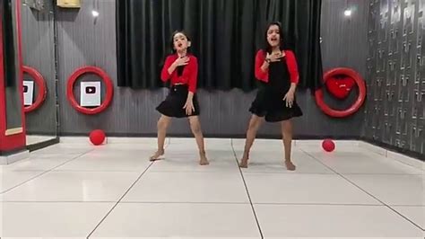 Hindi super dance, Hindi songs। two cute girls dancing, - YouTube