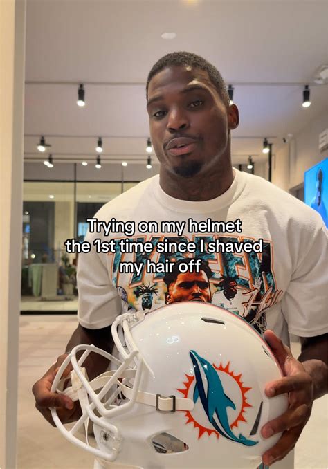 Tyreek Hill's New Look: Helmet Try-On After Shaving | TikTok