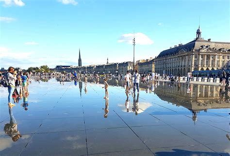Miroir d'eau, place de la bourse. Bordeaux- France