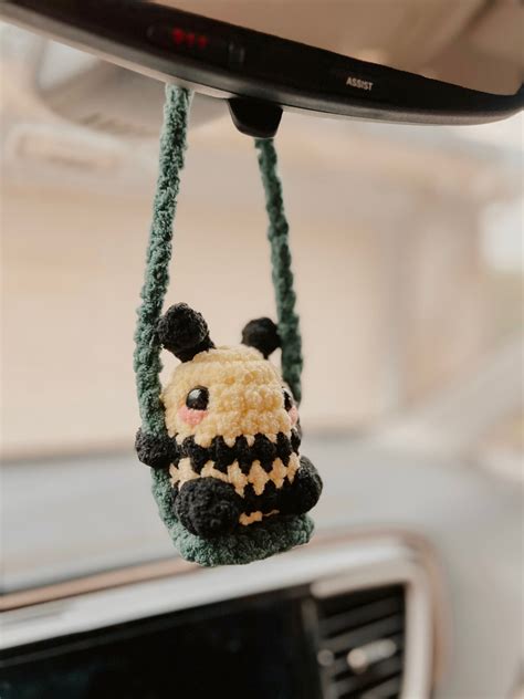 Swinging Bee | Handmade Crochet Plush, Mirror Hanger, Mirror Accessory ...