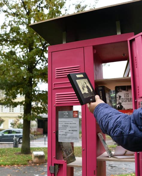 Lecture - Dans quelques semaines. Deux nouvelles boîte à livres