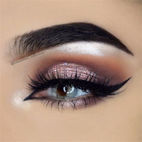 Best Eye Makeup For Grey Eyes
