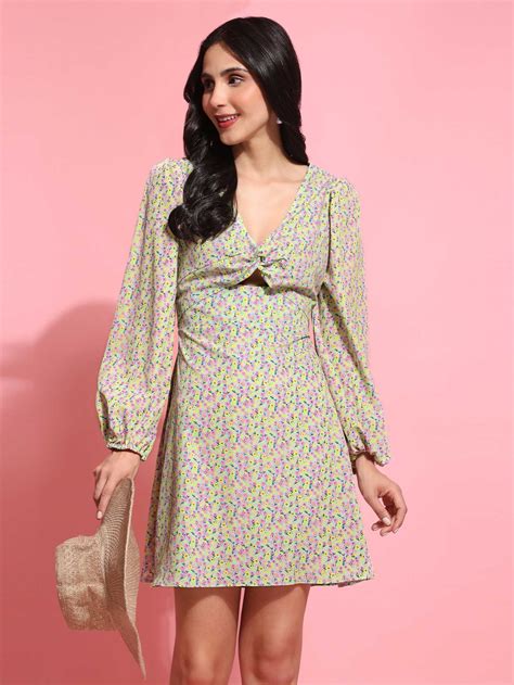 Flower Print Dress : The Timeless Charm of Blossom in Style.