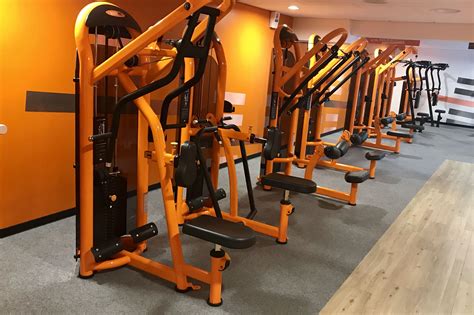 Salle de sport Basic-Fit Paris Boulevard Bessieres