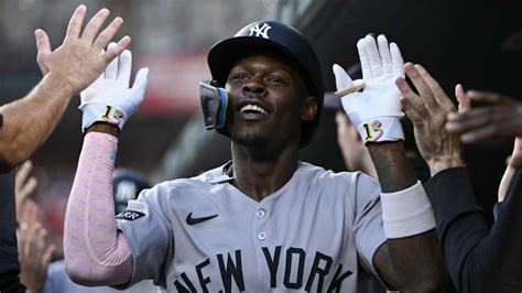 Yankees Infielder Joins Exclusive MLB Club