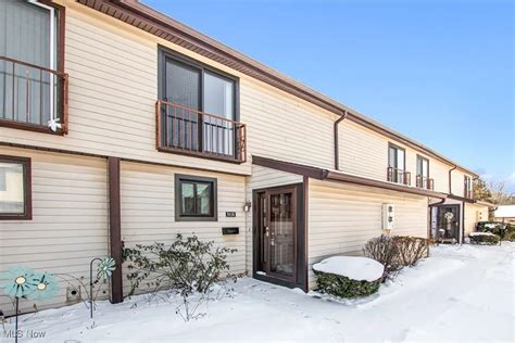 7436 Pine River Ct Unit C52, Middleburg Heights, OH 44130 [Updated 1/23]