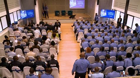 19 ª Reunião do Conselho de Comandos da Polícia Nacional Televisão Africa