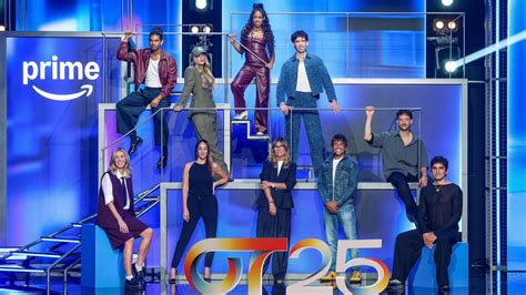 Amaleaked down she is enthusiastic, vibrant, and into it.