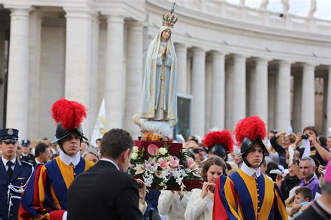 La Statua Originale Della Madonna Di Fatima Torna A Roma Per Il