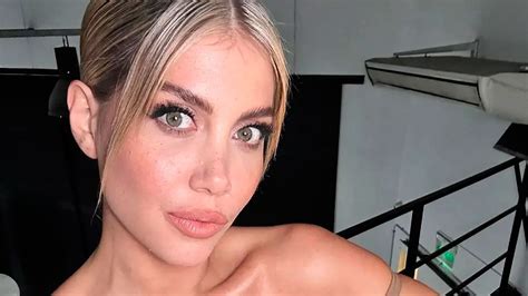 Wanda Nara Public Sus Fotos En Topless Por Error Al Mostrar Una