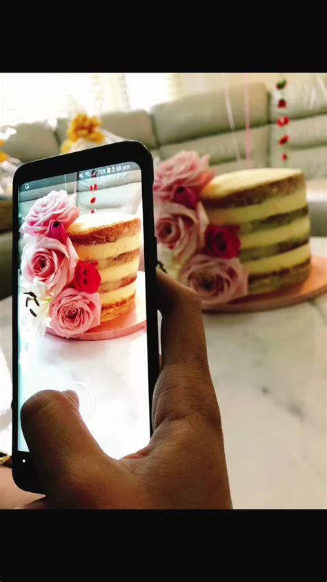 Naked cake #nakedcake #simplebutpretty #cakeboss #flowercake #tik_tok