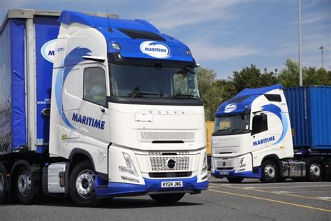 Uk S Largest Volvo Fh Aero Tractor Unit Order Truck News Truckpages Uk