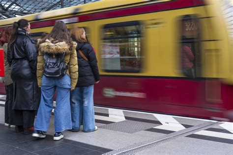 S Bahn Berlin Plant Mega Projekt Tausende Passagiere Betroffen