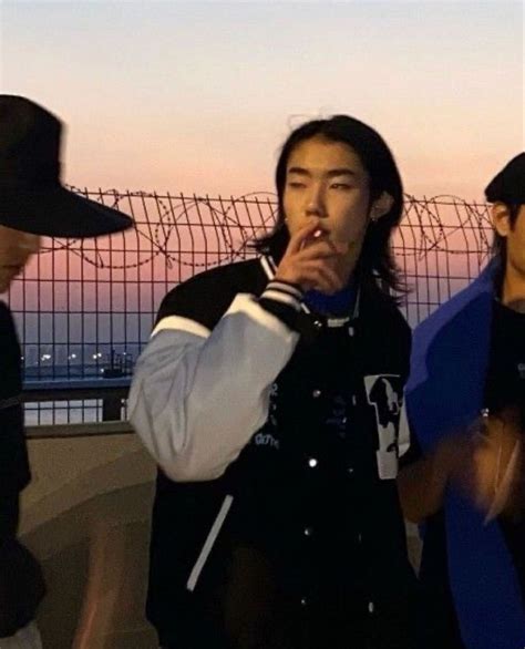 @criesinlv | Attractive people, Pretty men, Cute asian guys