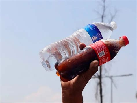 Bajo consumo de agua en la población aumenta riesgo de padecer cálculos