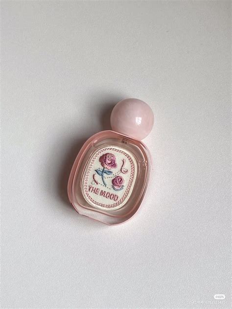 Pin von Shai auf perfumes Lila dinge Parfüm Kosmetik