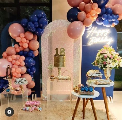 Pin de Welida Pereira en Festas de 15 Decoración con globos