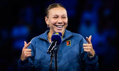 Luvjazzxo naked as we engaged in small talk and grew