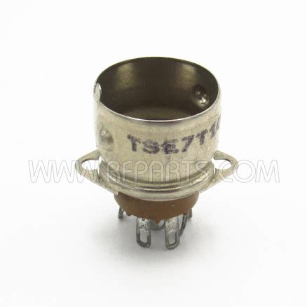 TSE7T101 ELCO 7 Pin Tube Socket With Shield Base New Old Stock