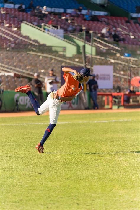 M S De Prospectos En El International Showcase De La Oficina De Mlb