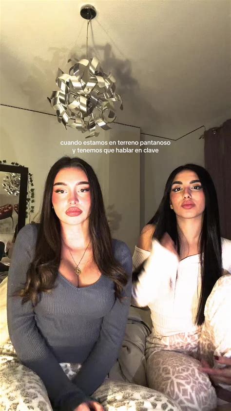 jacqueline (@jacqueelgr) - Urlebird