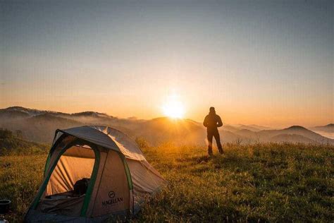tips menikmati sunrise  gunung  berdesakan idn times