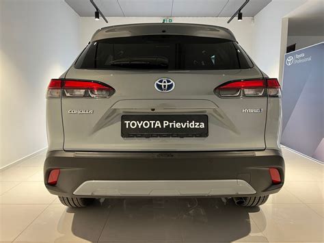 Ponuka Vozidla Toyota Corolla Cross Hybrid S Dph Aas