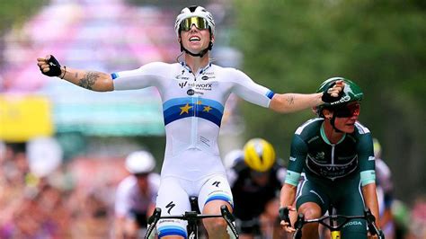 Vyvan.le leaked nudes getting verified and set up was