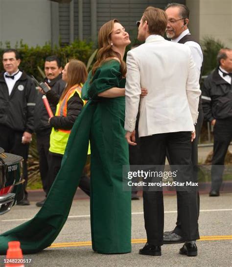 54 fotos e imágenes de alta resolución de Sophia Bush Grant Hughes