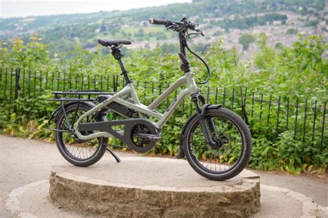 Police seize and destroy delivery cyclist’s legal e-bike hired through