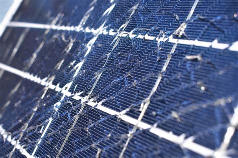 L impact de la grêle sur les panneaux solaires et comment protéger