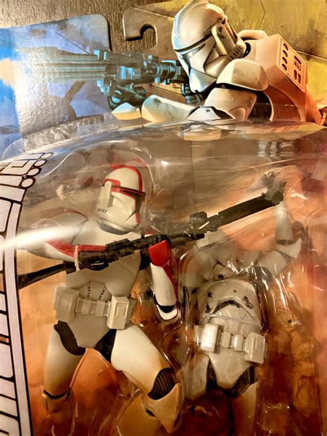 CLONE TROOPER RED VARIANT Star Wars Unleashed Figure Hasbro 2003 See