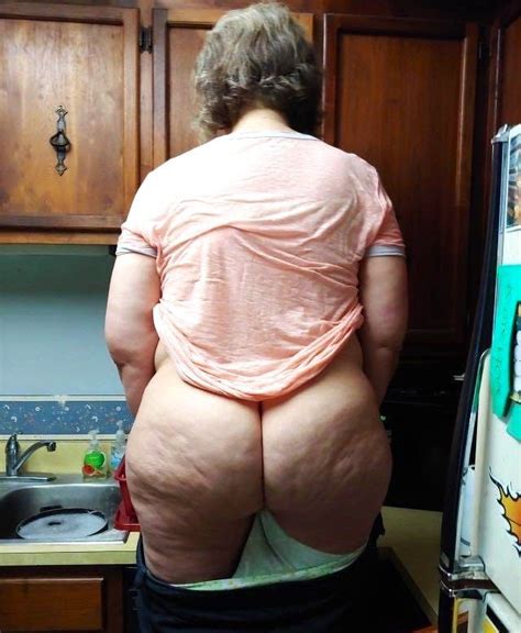 Sheet About Sexy Granny Bubble Tushie Maturegrannypussy