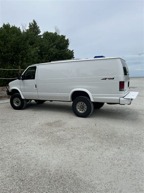 Ford Econoline Quigley Conversion Extended Van Vanlife Trader