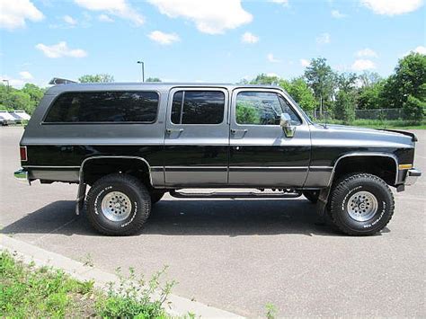 K20 Suburban Classic Chevy Trucks Chevy Suburban Chevrolet Suburban