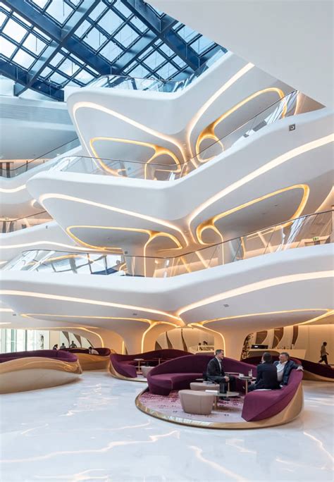 Zaha Hadid Designed Me Hotel Opens In The Opus Building In Downtown