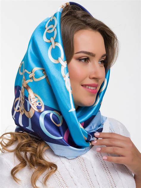 Pin By Juanca Matus On Panuelos Head Scarf Styles Silk Satin Scarf