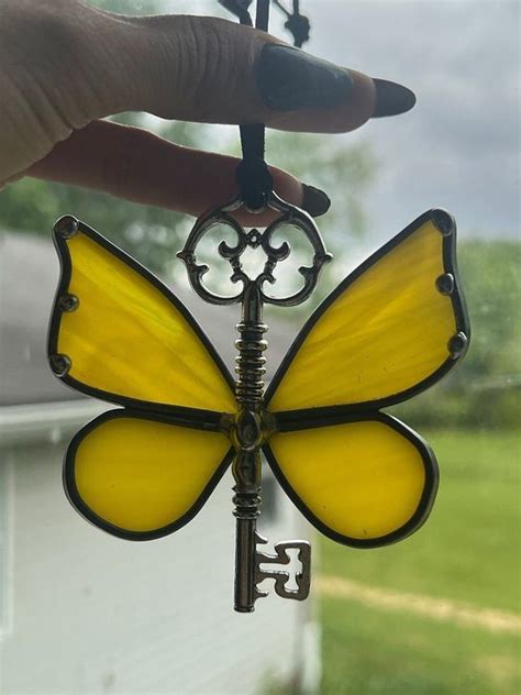 Assorted Stained Glass Butterfly Dragonfly Skeleton Keys Suncatcher