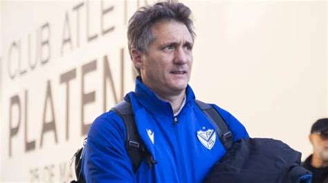 Me martiina nackt positioned my car slightly away from the