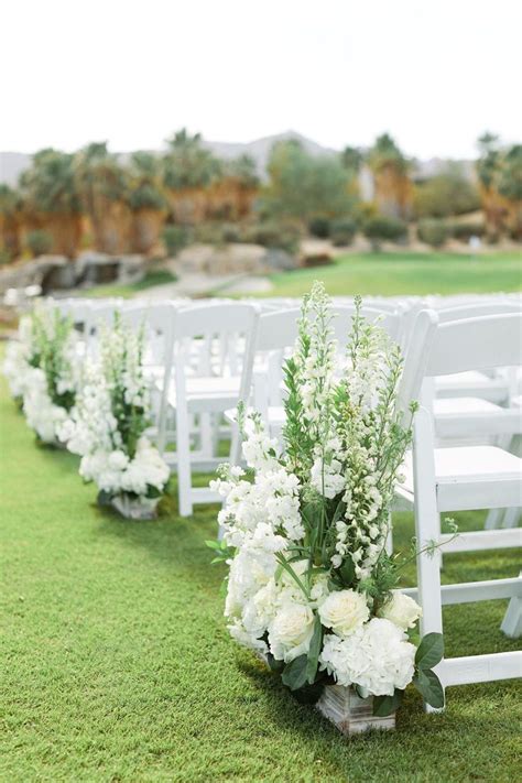 This Light And Airy Desert Wedding Will Make You Think It S A Mirage