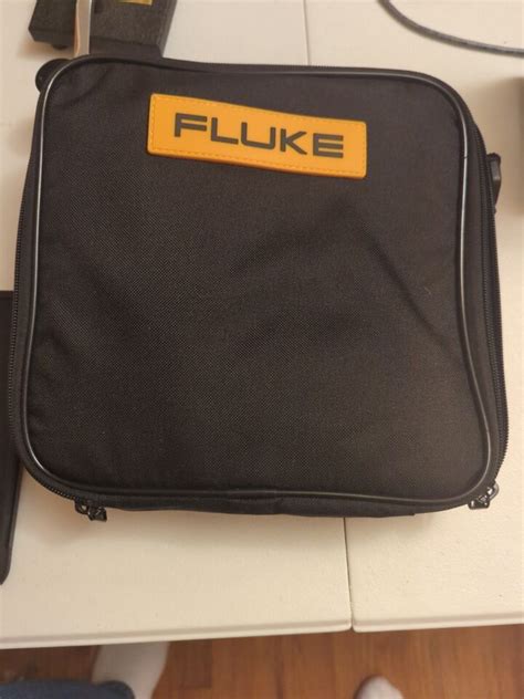 Fluke I Ac Dc Current Clamp Meter Ebay