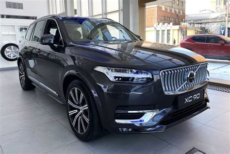 AUTO RIA Нове авто Вольво ХС90 Volvo XC90 2 0 AT 250 к с MHEV