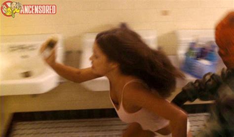 Naked Sandra McCoy In Cry Wolf