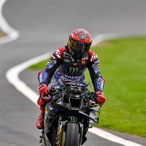 Kesialan Monster Energy Yamaha MotoGP Silverstone Inggris 2023 Upper